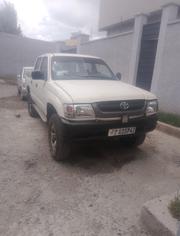 Toyota Hilux 2000 White for sale