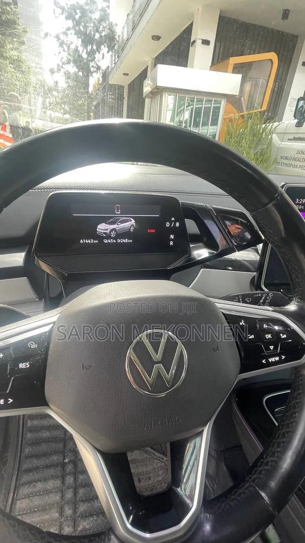 Volkswagen ID.6 2023 White