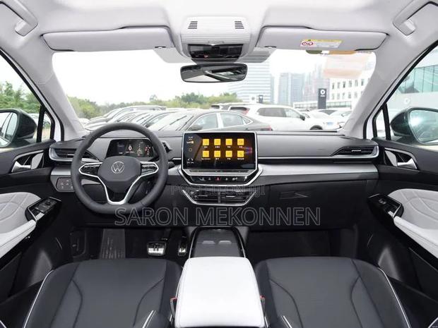 Volkswagen ID.6 2023 White