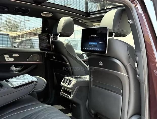 New Mercedes-Benz GLS-Class 2025 Black