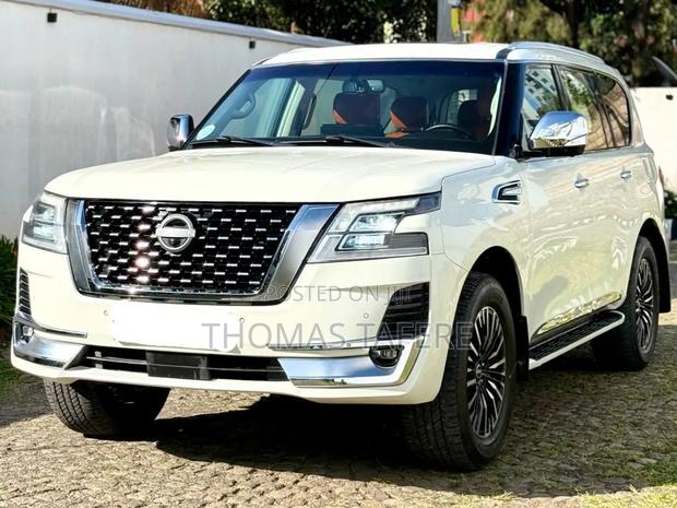 Nissan Patrol 2021 White