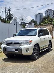 Toyota Land Cruiser 2015 White for sale