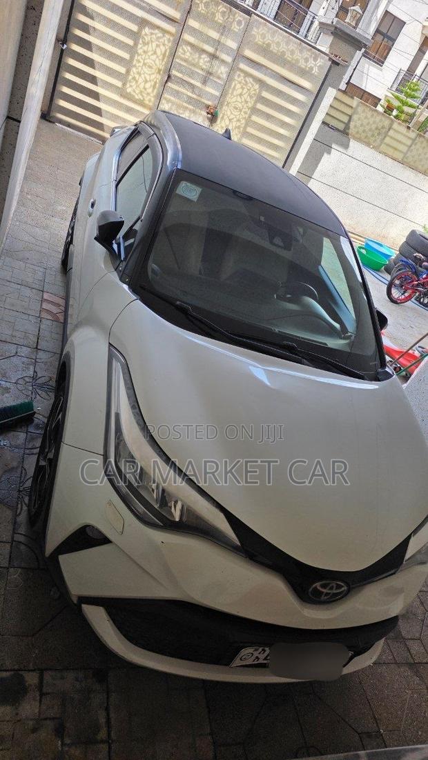 Toyota C-HR Limited FWD 2020 White