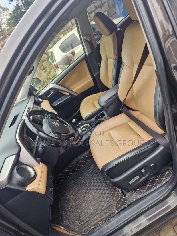 Toyota RAV4 2016 Black