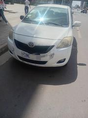 Toyota Yaris 2011 White for sale
