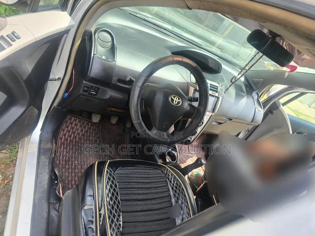 Toyota Yaris 2006 Silver