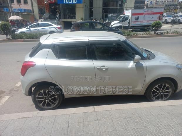 Suzuki Swift RS 2022 Silver