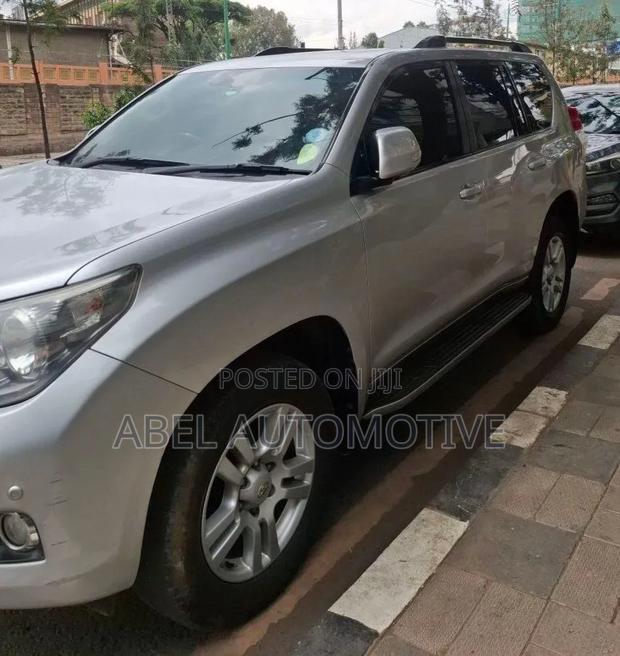 Toyota Land Cruiser Prado 4.0 Petrol GX-L 2012 Silver