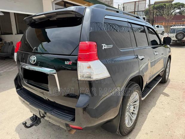 Toyota Land Cruiser 2014 Black