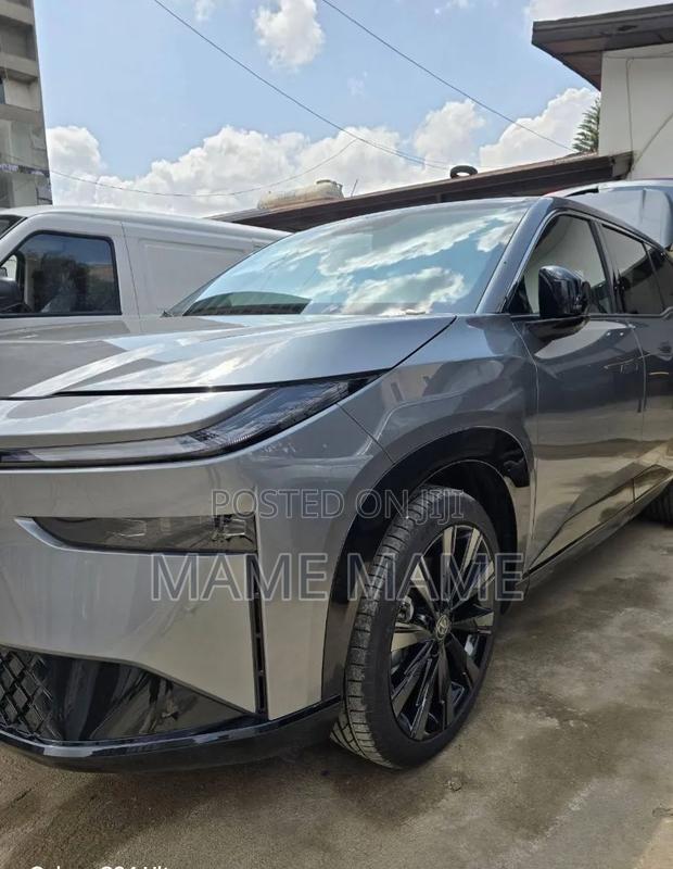 New Toyota bZ4X 2025 Gray