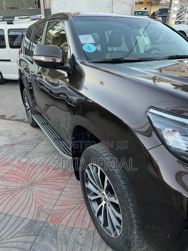 Toyota Land Cruiser Prado 2019 Burgundy