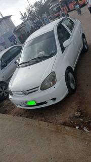 Toyota Platz 2004 White for sale