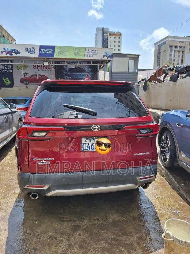 Toyota Grand Highlander Hybrid 2024 Red