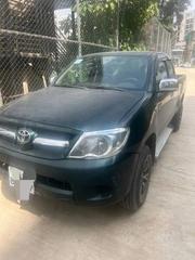 Toyota Hilux 2007 Maroon for sale
