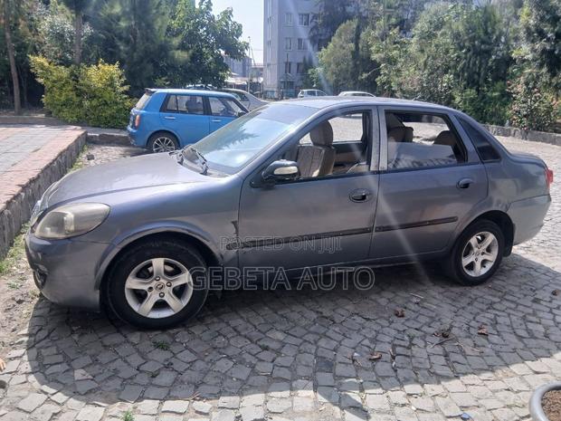 Lifan 520 2011 Gray