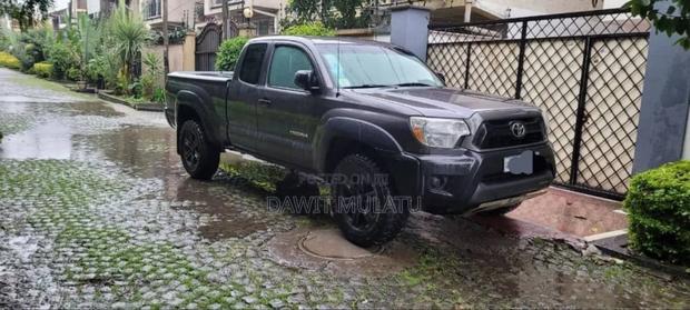 Toyota Tacoma 2014 Black