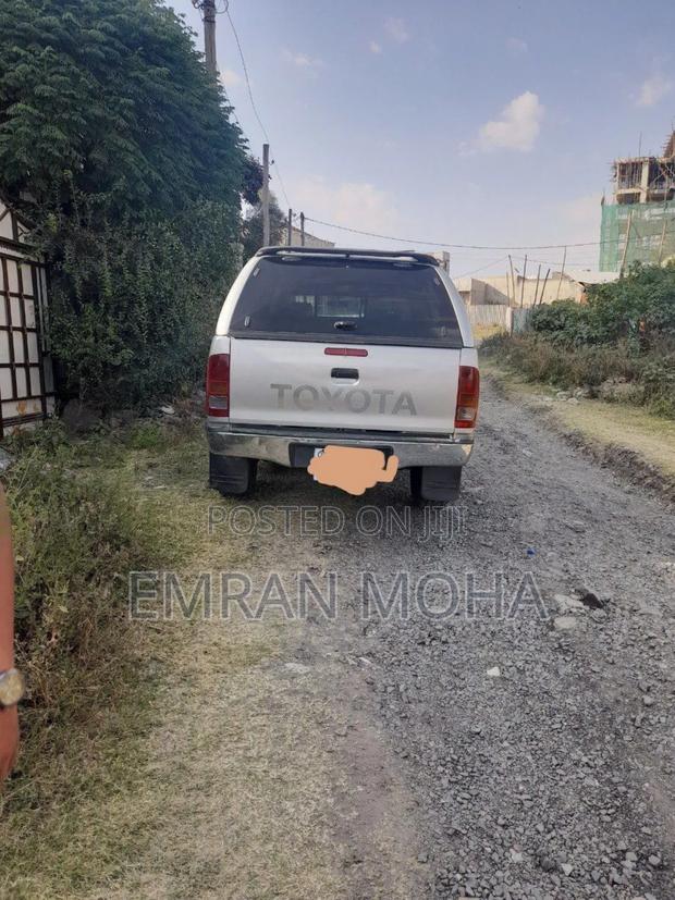 Toyota Hilux 2008 Beige