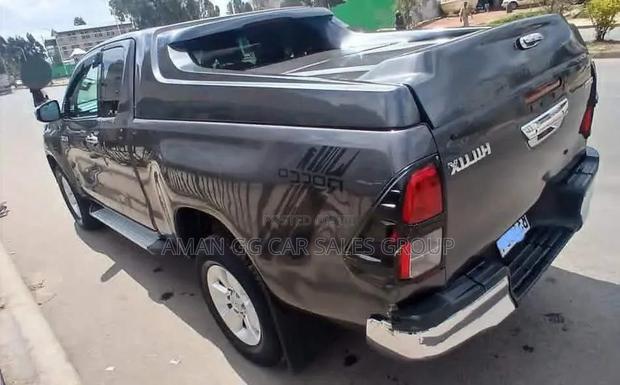 Toyota Hilux 2017 Black