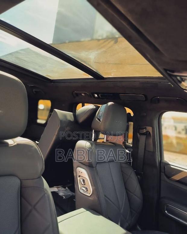 BYD Leopard 8 2.0 Hybrid AWD 2025 Matt Black