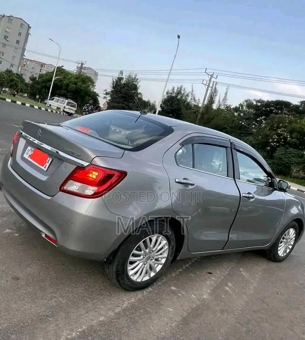 Suzuki Dzire 2022 Gray