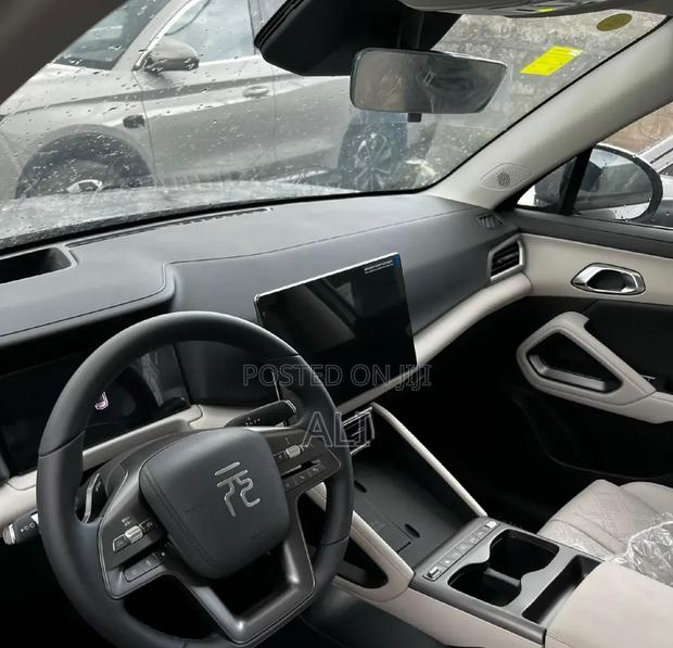 New BYD Yuan Up 2025 Silver