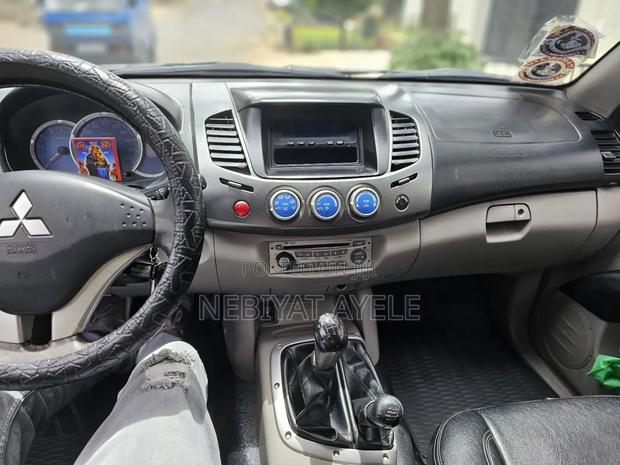 Mitsubishi L200 Single Cab 2.5 TD 4WD 2008 Silver
