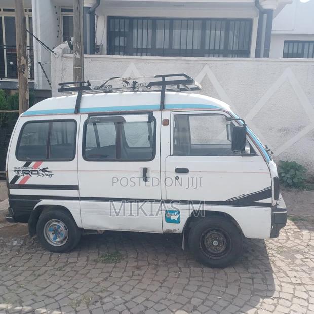 Suzuki DL 1991 White