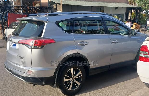 Toyota RAV4 2018