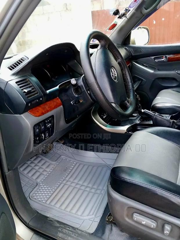 Toyota Land Cruiser Prado 2006 Beige