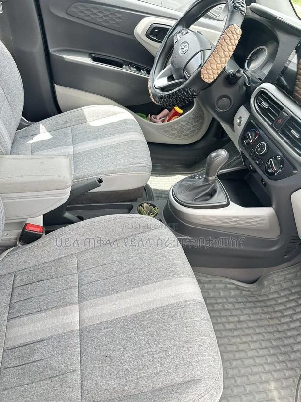 Hyundai I10 2022 Ivory