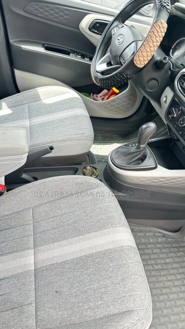 Hyundai I10 2022 Ivory