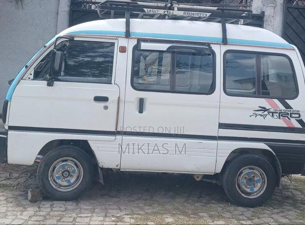 Suzuki DL 1991 White
