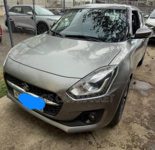 Suzuki Swift 2020 Gray