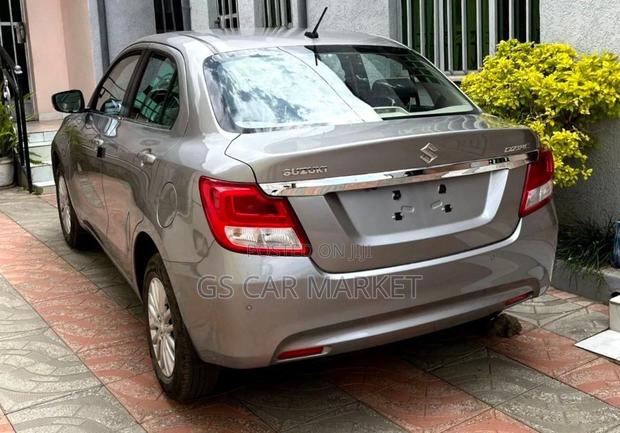 New Suzuki Dzire 2023 Gray