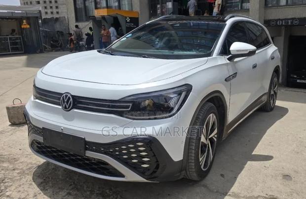 Volkswagen ID.6 2023 White