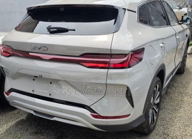 New BYD Song Plus 2025 Beige