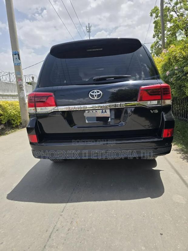 Toyota Land Cruiser 2021 Black