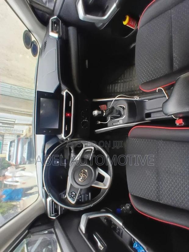 Toyota Raize 1.0 AWD 2022 Silver