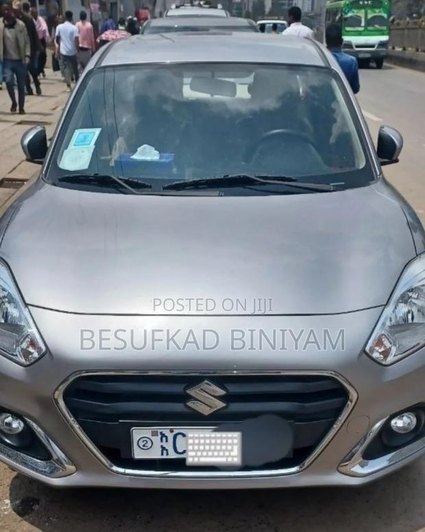 Suzuki Dzire 2022 Silver