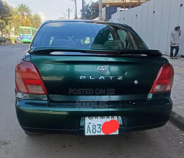 Toyota Platz 2002 Green
