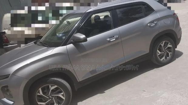 Hyundai Creta 2024 Pink