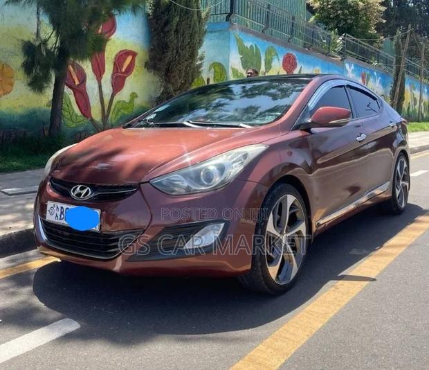 Hyundai Avante 2013 Brown