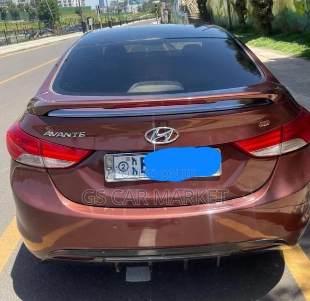 Hyundai Avante 2013 Brown