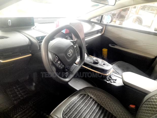 Toyota bZ3 2024 Gray