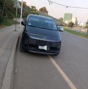 Hyundai Staria 2022 Black for sale