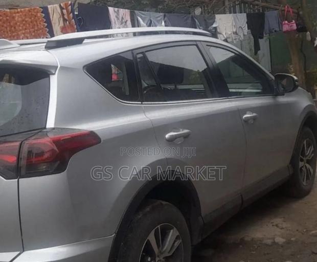 Toyota RAV4 2016 Silver