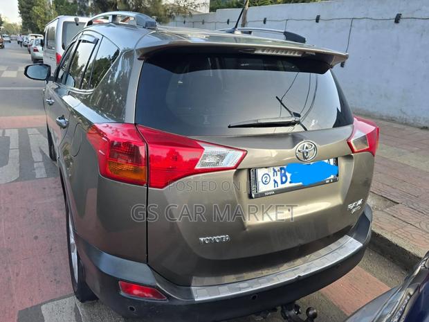 Toyota RAV4 2015 Gray