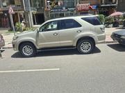 Toyota Fortuner 2012 Gold for sale