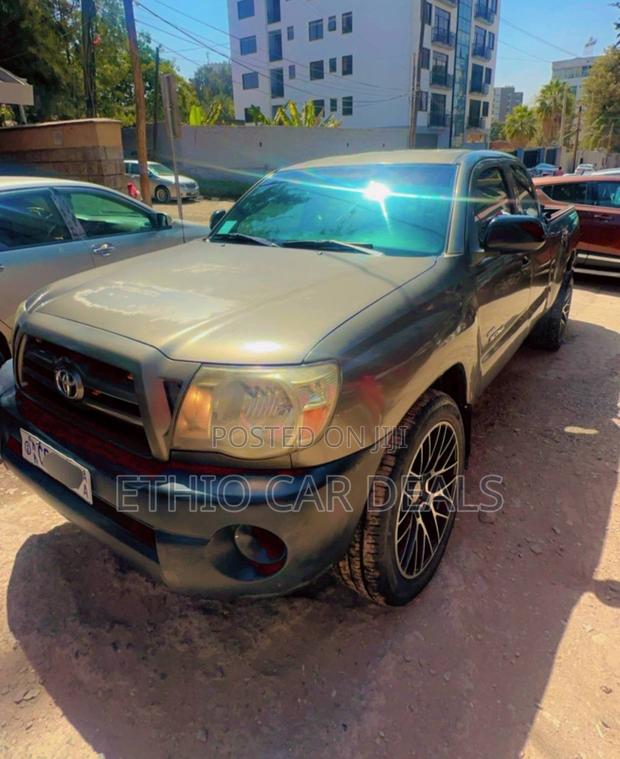 Toyota Tacoma 2008 Beige