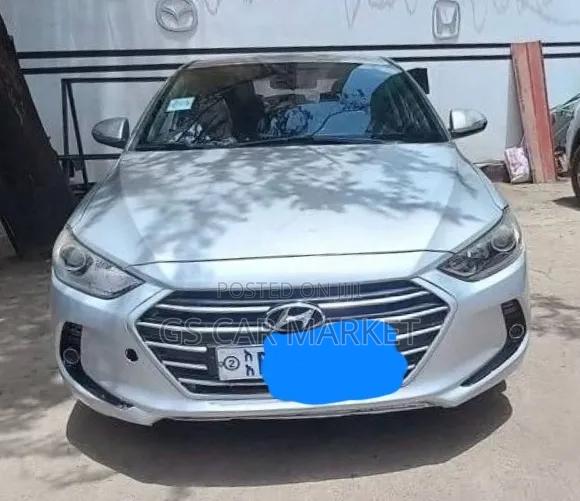 Hyundai Avante 2017 Silver